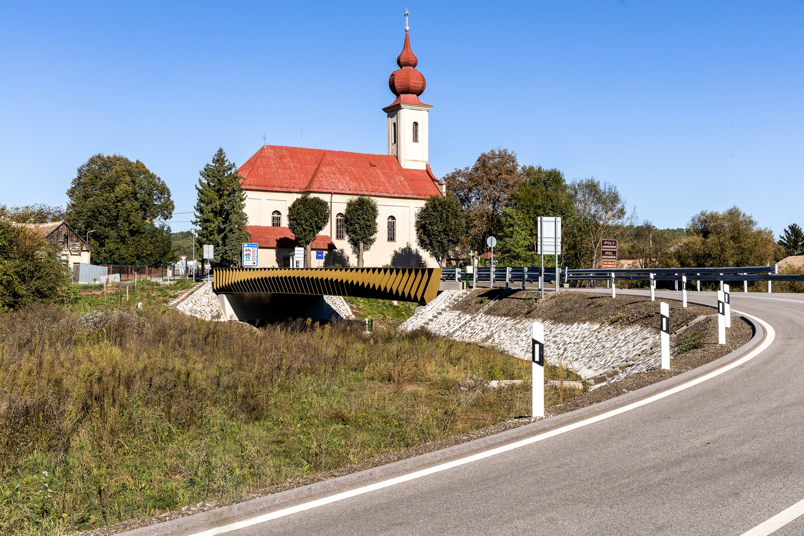Szent-Iványi Bridge over Ipoly River